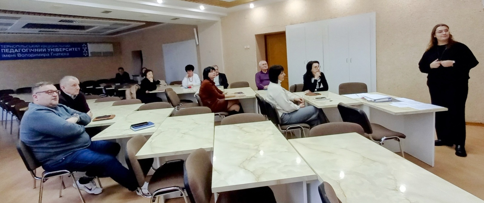 В процесі засідання